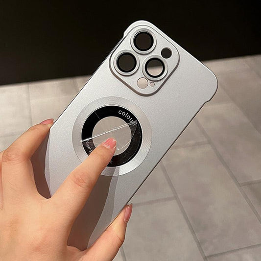 Hand holding a silver iPhone case with MagSafe ring, clarioy electronics accessory