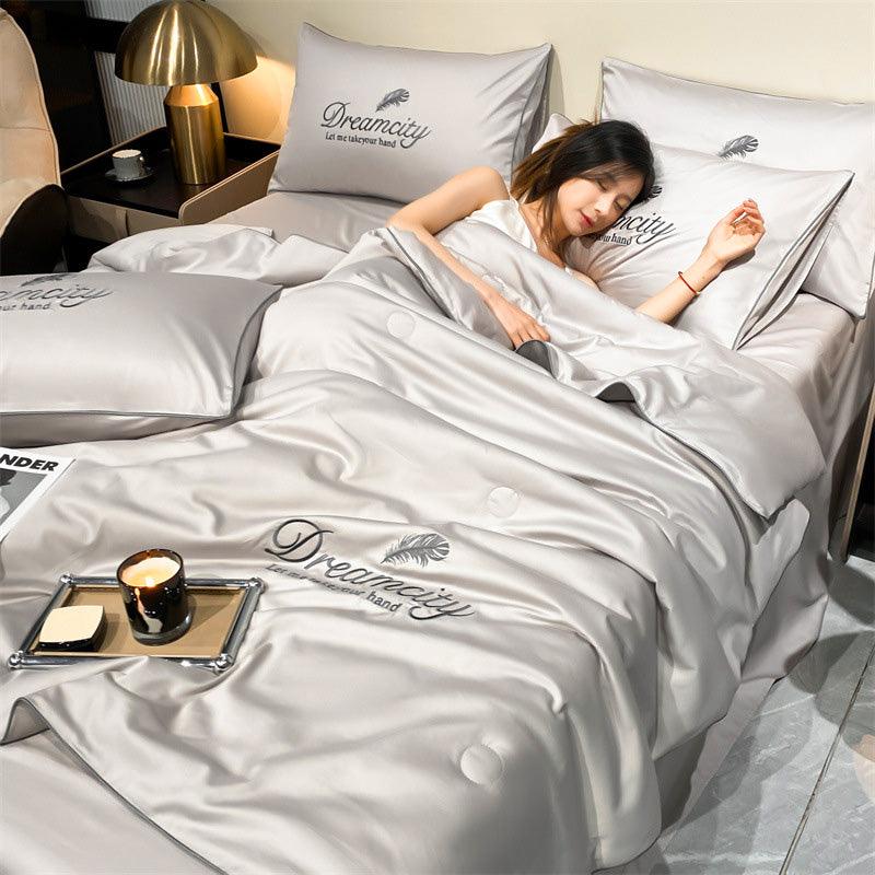 (Free Shipping)Summer Simple Ice Silk Quilt - clarioy