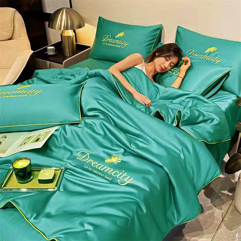 (Free Shipping)Summer Simple Ice Silk Quilt - clarioy