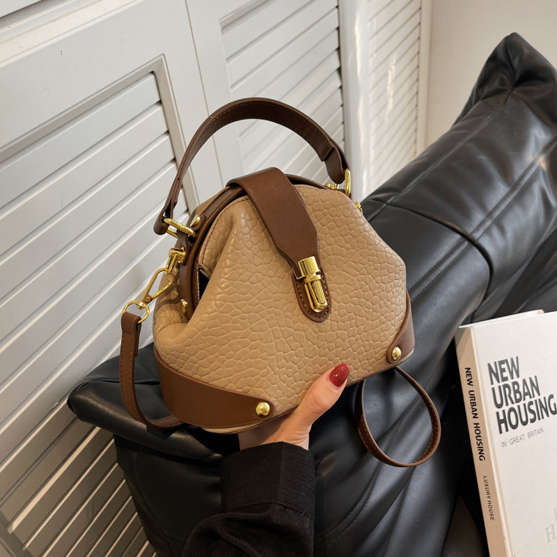 👜 LIMITED-TIME 50% OFF! ✨ Color-Blocked Bag – Stylish, Metal Hardware, Multi-Way 🧳