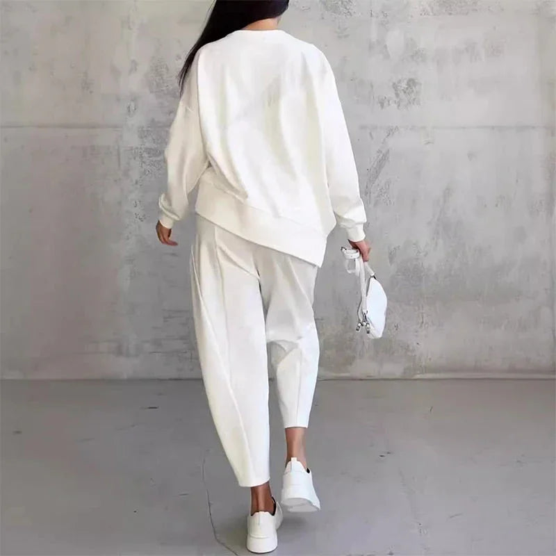 🥳2026 HOT SALE💞50K+ SOLD!✨Women Long-Sleeve Irregular Hem Sweatshirts & Pants Set