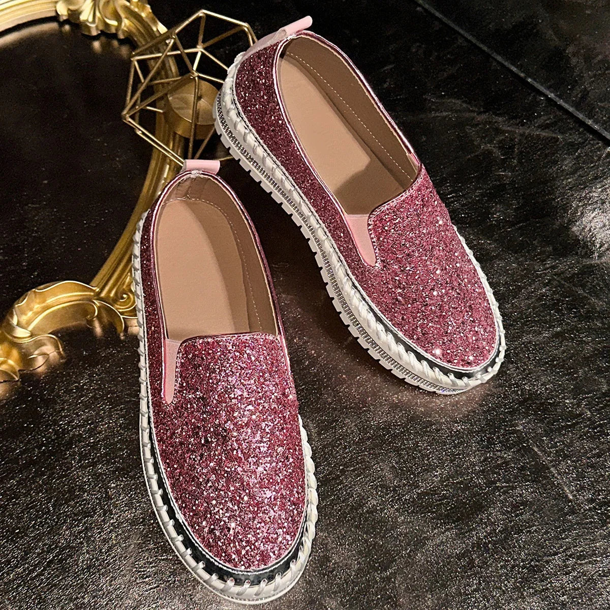 👟50% OFF! 🚶‍♀️ Women's Casual Slip-On Shoes – Comfortable, Lightweight & Easy to Slip On for Everyday Wear 🌸
