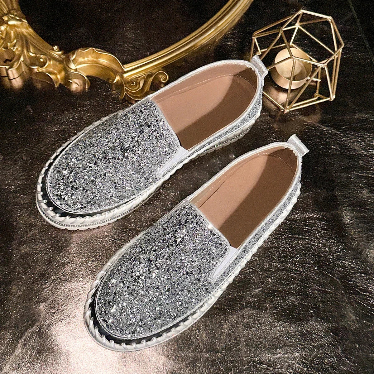 👟50% OFF! 🚶‍♀️ Women's Casual Slip-On Shoes – Comfortable, Lightweight & Easy to Slip On for Everyday Wear 🌸